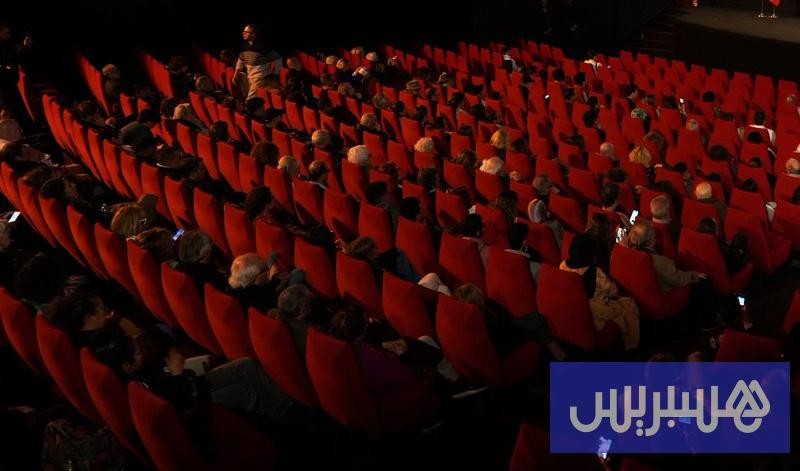 بث المونديال في دور السينما: صراع الهوية الوطنية والربح التجاري
